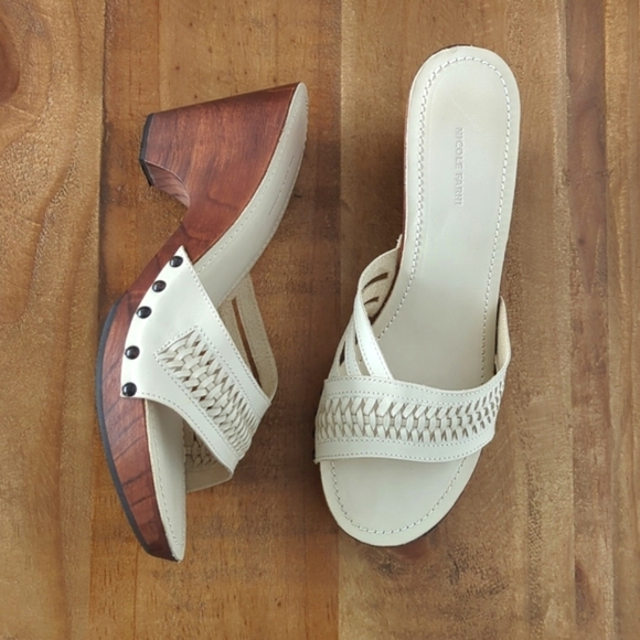 FINAL SALE 🆕🌿NICOLE FARHI SANDALS🌿 - Picture 4 of 10